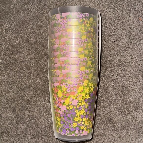 Cupcakes and Cashmere at Home Floral Set of 12 Cups! - Picture 4 of 11